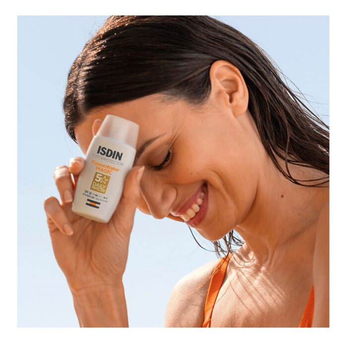 Fotoprotector facial Isdin Fusion Water Magic SPF50 50 ml Isdin - Imagen 4