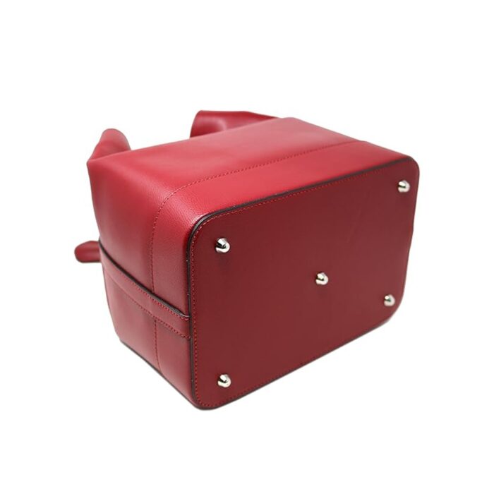 Capucines de piel LV Taurillon rojo - Imagen 4
